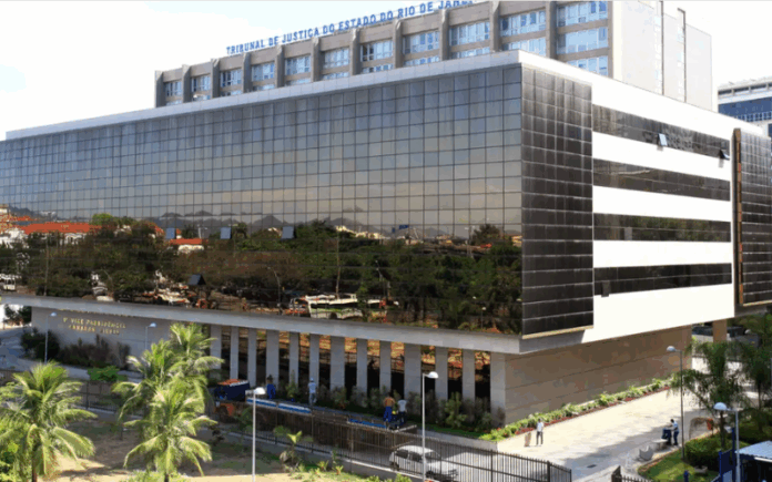 Anestesista Recebe Pena de 30 Anos por Estupro de Pacientes em Hospital do Rio de Janeiro
