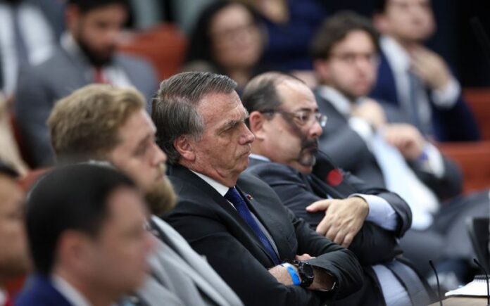 STF Interrompe Interrogatórios Relacionados à Suposta Tentativa de Golpe; Depoimento de Bolsonaro Está Agendado para Esta Tarde