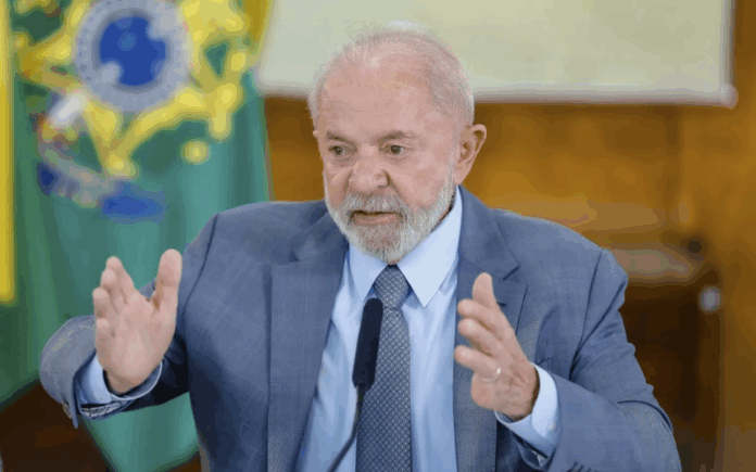 Lula se destaca em emprego e moradia, mas enfrenta desvantagem em segurança pública, aponta Datafolha