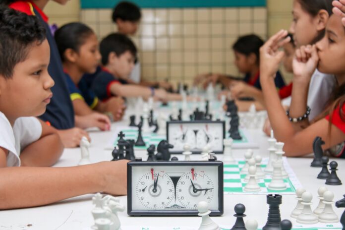 Xadrez na Escola: Uma Iniciativa Transformadora que Potencializa o Aprendizado de Alunos em Manaus