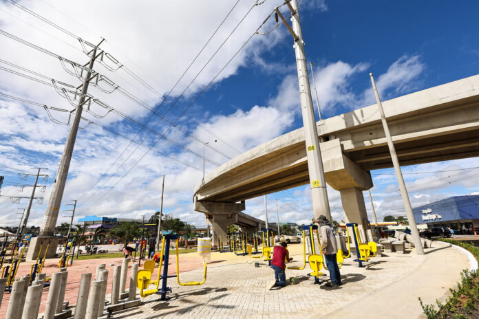 Inauguração do Complexo Rei Pelé é postergada, com nova data prevista até 30 de junho, afirma o prefeito
