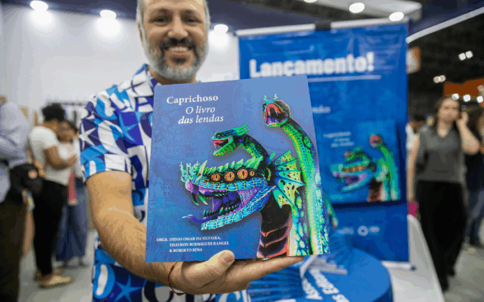 Reunião de Lendas do Boi Caprichoso: Uma Celebração da Cultura Amazônica na Bienal do Livro