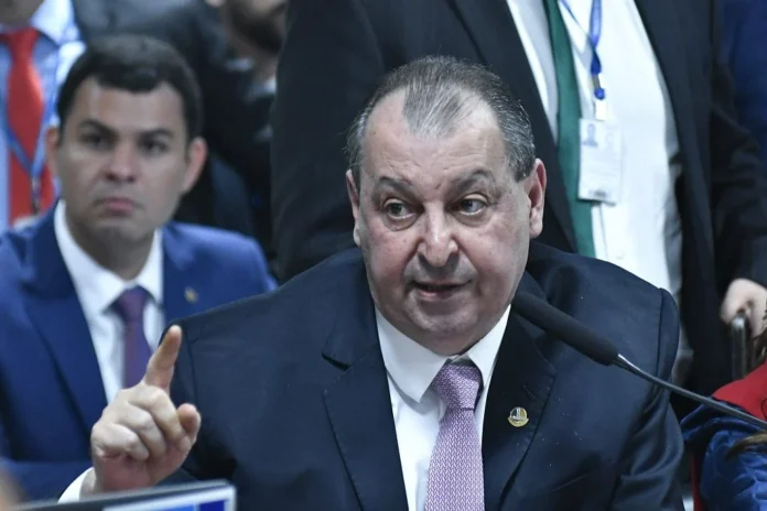 Alcolumbre articula instalação da CPMI do INSS com Omar Aziz na presidência