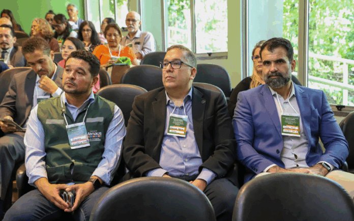 Oficina reúne 17 cidades em Manaus para discutir arborização e clima