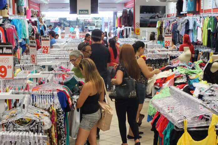Varejo do Amazonas registra queda 0,1%