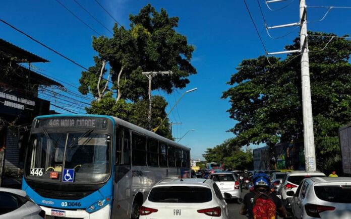 Justiça volta a proibir pagamento em dinheiro nos ônibus e terminais de Manaus