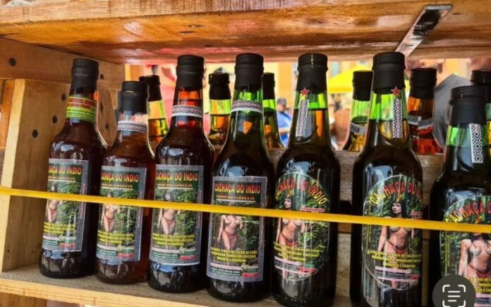 Cachaça indígena conquista visitantes na 5ª Feira de Artesanato da Fepiam