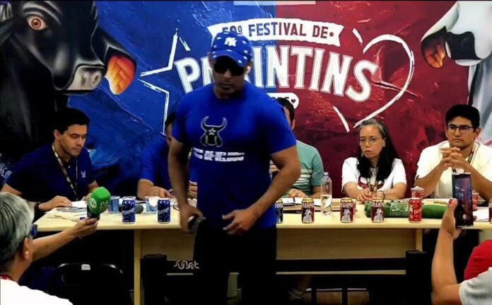 Sem provas, presidente do Caprichoso diz que resultado do Festival teve ‘pix’
