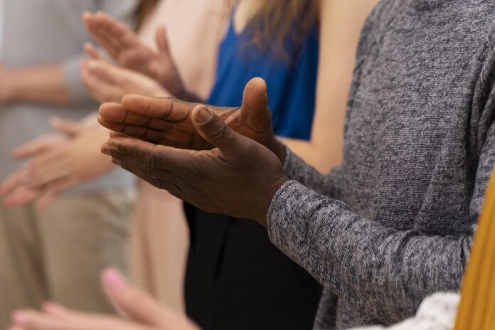 Religiosos ameaçam expor quem votar a favor dos bingos e cassinos