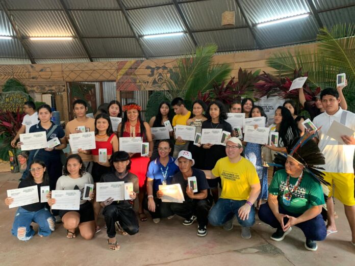 Curso de fotografia capacita jovens indígenas no AM