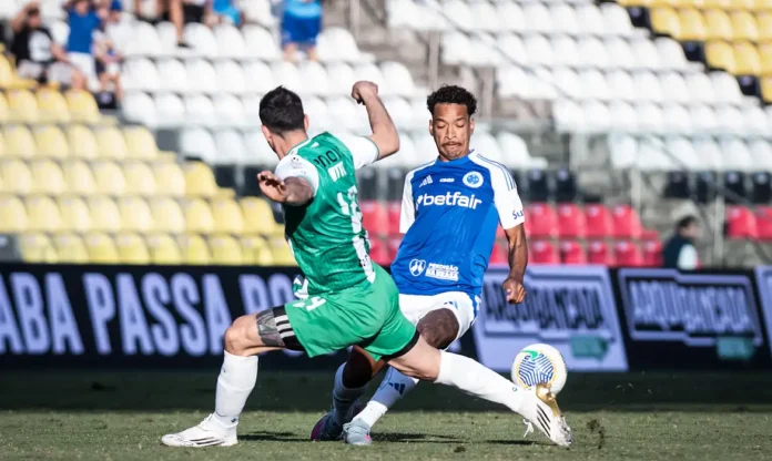 Cruzeiro bate Banfield em amistoso antes do Brasileirão