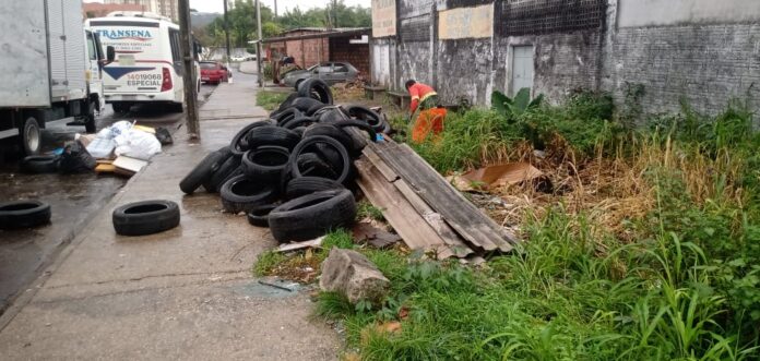 Prefeitura retira mais de mil pneus das ruas de Manaus
