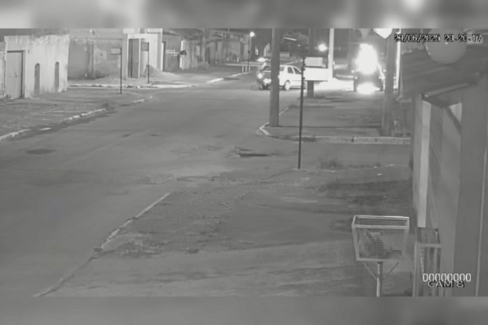 Homem ateia fogo em carro de ex-patrão após demissão