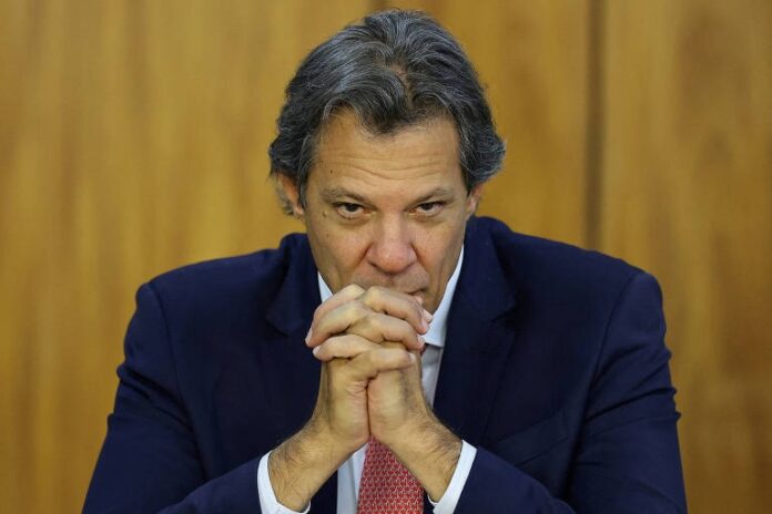 Haddad culpa aliados de Bolsonaro por tarifa dos EUA