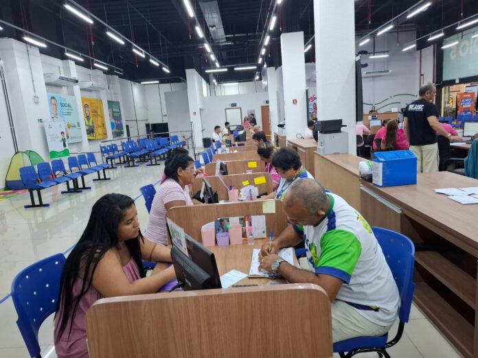 Auxílio Estadual injeta R$ 270 milhões na economia do Amazonas