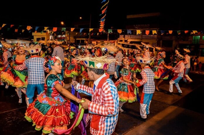Aparecida realiza Arraial Soberano com danças e comidas típicas