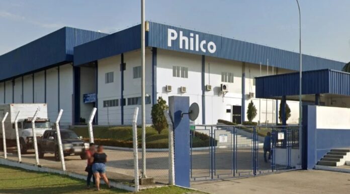 Philco demite 800 trabalhadores em Manaus após queda nas vendas de TVs e micro-ondas