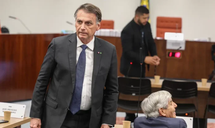 Golpe de Estado: PGR quer Bolsonaro e mais 7 réus condenados