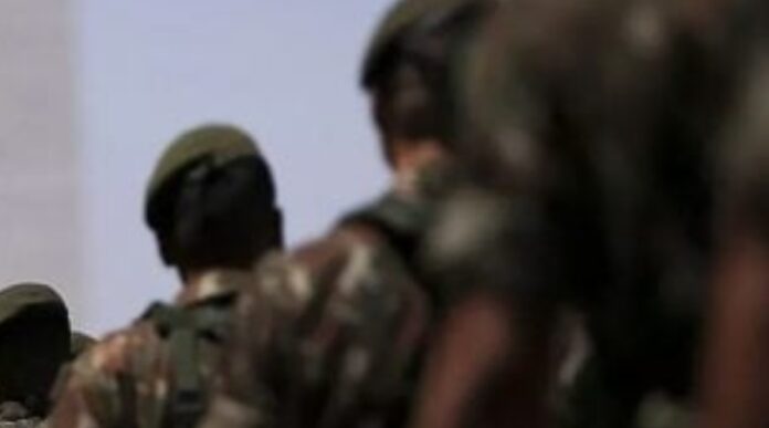 Militares são presos em Manaus por golpe com cashback que desviou R$ 5 milhões