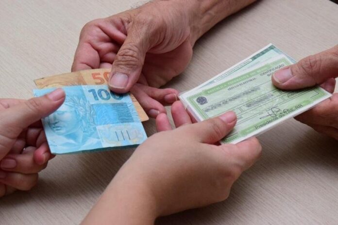 MP mira ex-prefeitos por suspeita de irregularidades