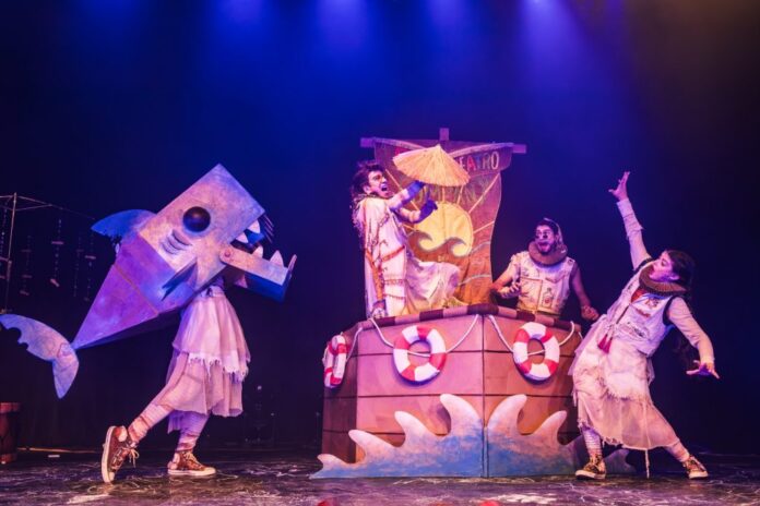 Com sucesso de público e ingressos esgotados, Buia Teatro encerra temporada em Curitiba