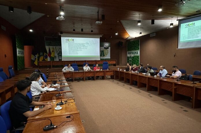 Suframa capacita comitiva do IFAC sobre política de PD&I