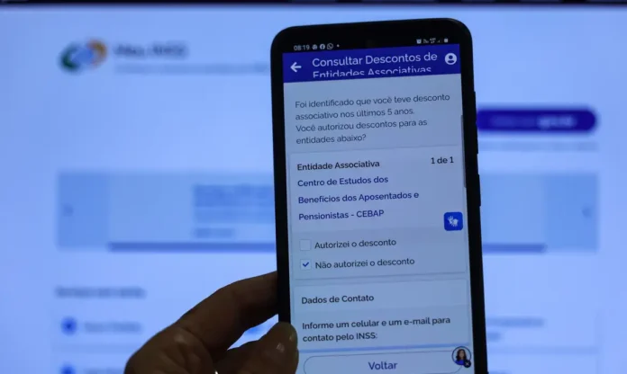 Amazonas registra 18 mil adesões por descontos do INSS