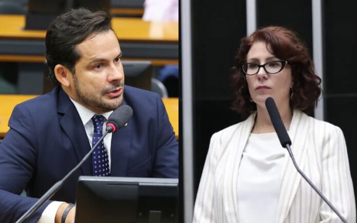 Prisão de Carla Zambelli é fake news, diz Alberto Neto