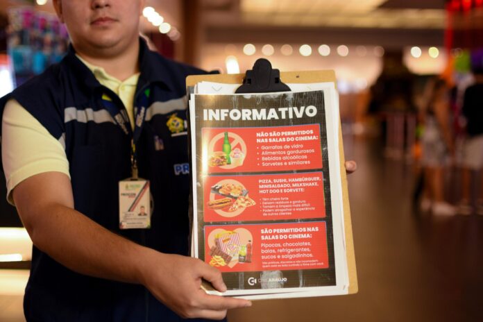 Cinema de Manaus é multado pelo Procon por proibir entrada com alimentos externos