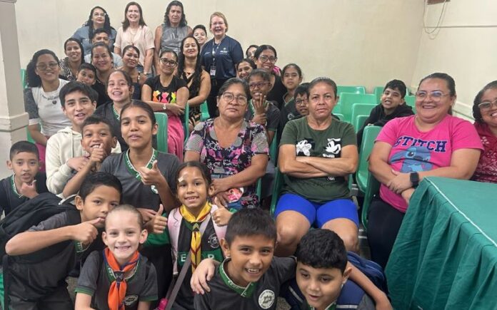 Alunos de Manaus aprendem valor dos impostos nas escolas