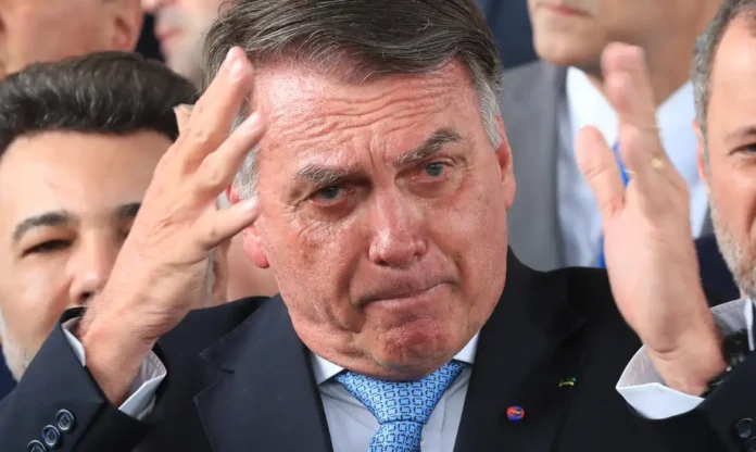 Bolsonaro e aliados têm chance de recorrer e evitar prisão imediata