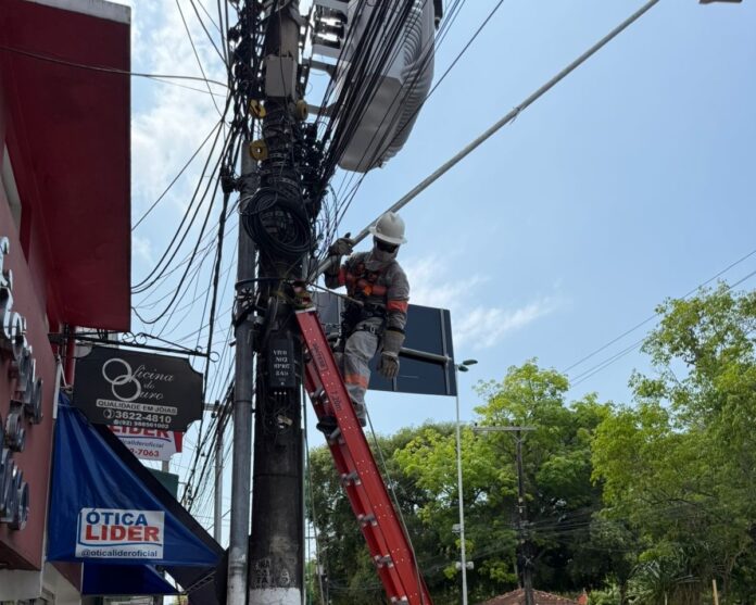 Notícias do Amazonas – Prefeitura remove 5,2 toneladas de fios obsoletos no Centro