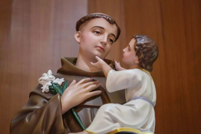 Dia de Santo Antônio: Simpatias Tradicionais para Conquistar o Amor