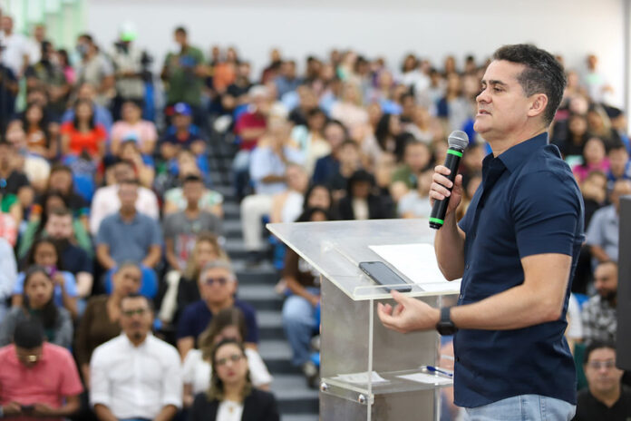Notícias do Amazonas – David Almeida anuncia edital com 40.388 bolsas de estudo