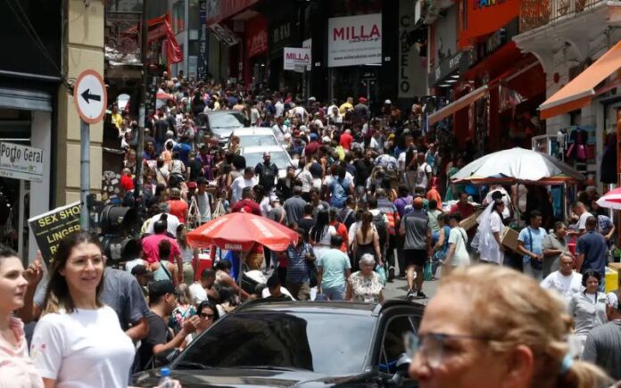 Brasil avança e conquista a 84ª posição no ranking do IDH global