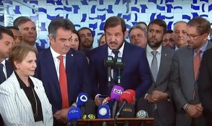 União Brasil exige saída de filiados de cargos no governo federal em 24 horas