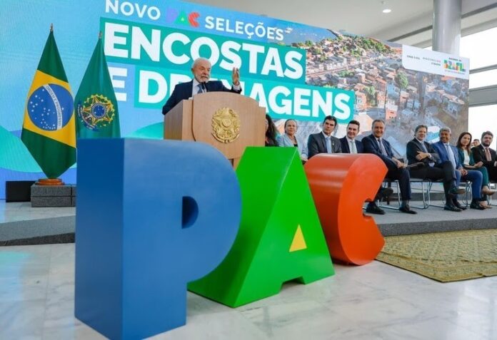 Novo PAC destina R$ 11,7 bilhões para obras de drenagem e segurança em encostas