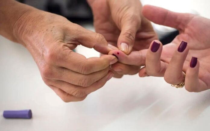 Diabetes: A Importância de Abordar Riscos Cardiovasculares no Tratamento