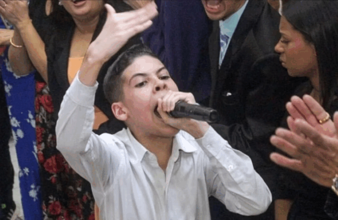 Notícias do Amazonas – Pastor adolescente enfrenta ameaças após prometer curar câncer