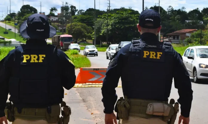 Tragédia no Rio: Três agentes da PRF falecem em acidente durante perseguição