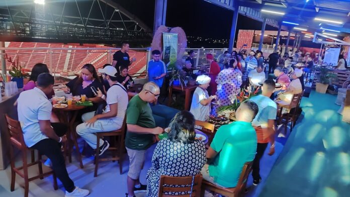 Notícias do Amazonas – Feira Povos Criativos promove arte e cultura no Bumbódromo
