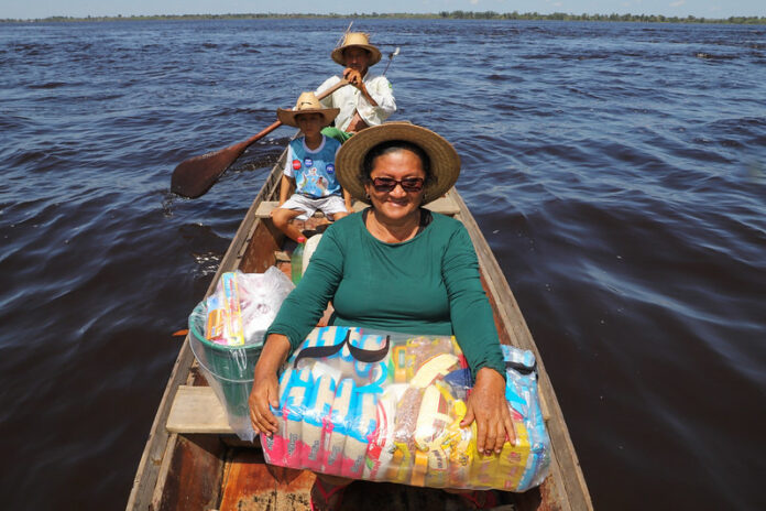 Notícias do Amazonas – Manaus oferece apoio a 2.283 famílias afetadas pela cheia