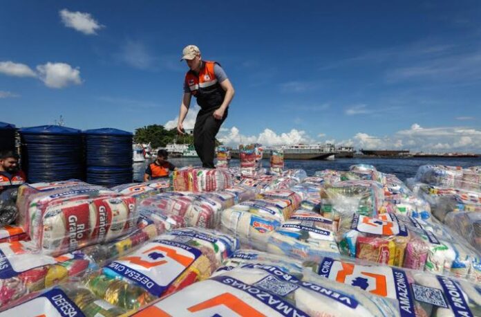 Notícias do Amazonas – Governo do AM entrega 230 toneladas de alimentos a municípios afetados pela cheia