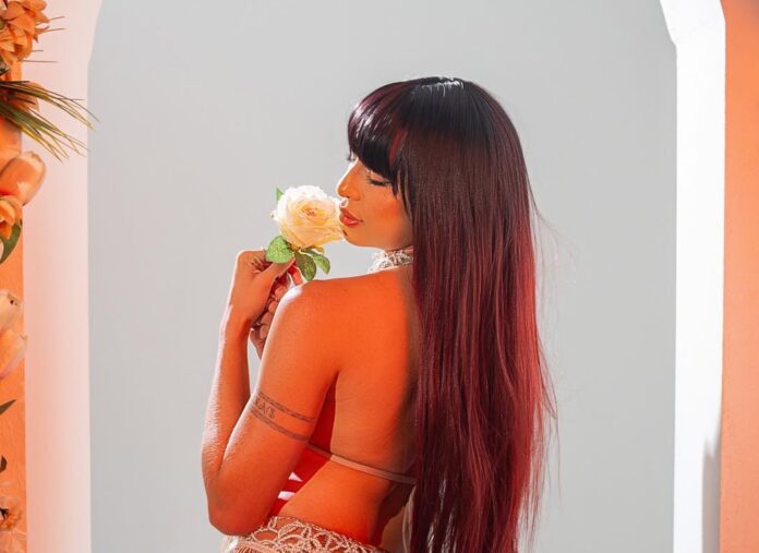 Notícias do Amazonas – Ruivinha de Marte apresenta nova música apaixonante e ousada