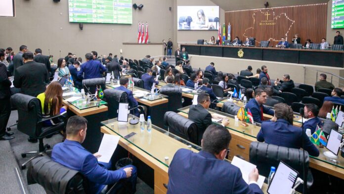 Notícias do Amazonas – Deputada propõe veto a artistas com manifestações políticas em eventos públicos