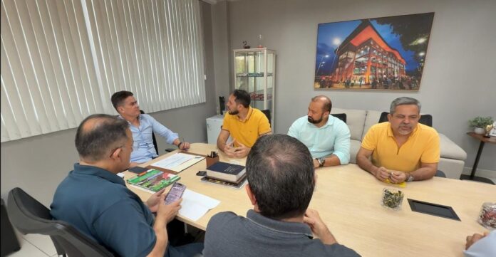 Notícias do Amazonas – Prefeito David Almeida anuncia concurso da Semed com 1.500 vagas em dezembro