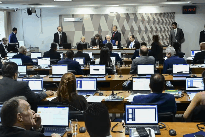 Notícias do Amazonas – Senado descarta PEC da Blindagem após forte pressão popular