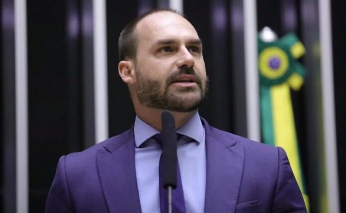 Notícias do Amazonas – Câmara exige explicações de Eduardo Bolsonaro por ausências