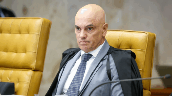 STF aplica multa de R$ 8,1 milhões à empresa X por não fornecer dados de Allan dos Santos