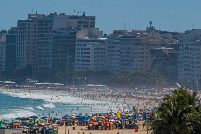 Calor extremo no Rio de Janeiro pode gerar sensação térmica acima de 60°C